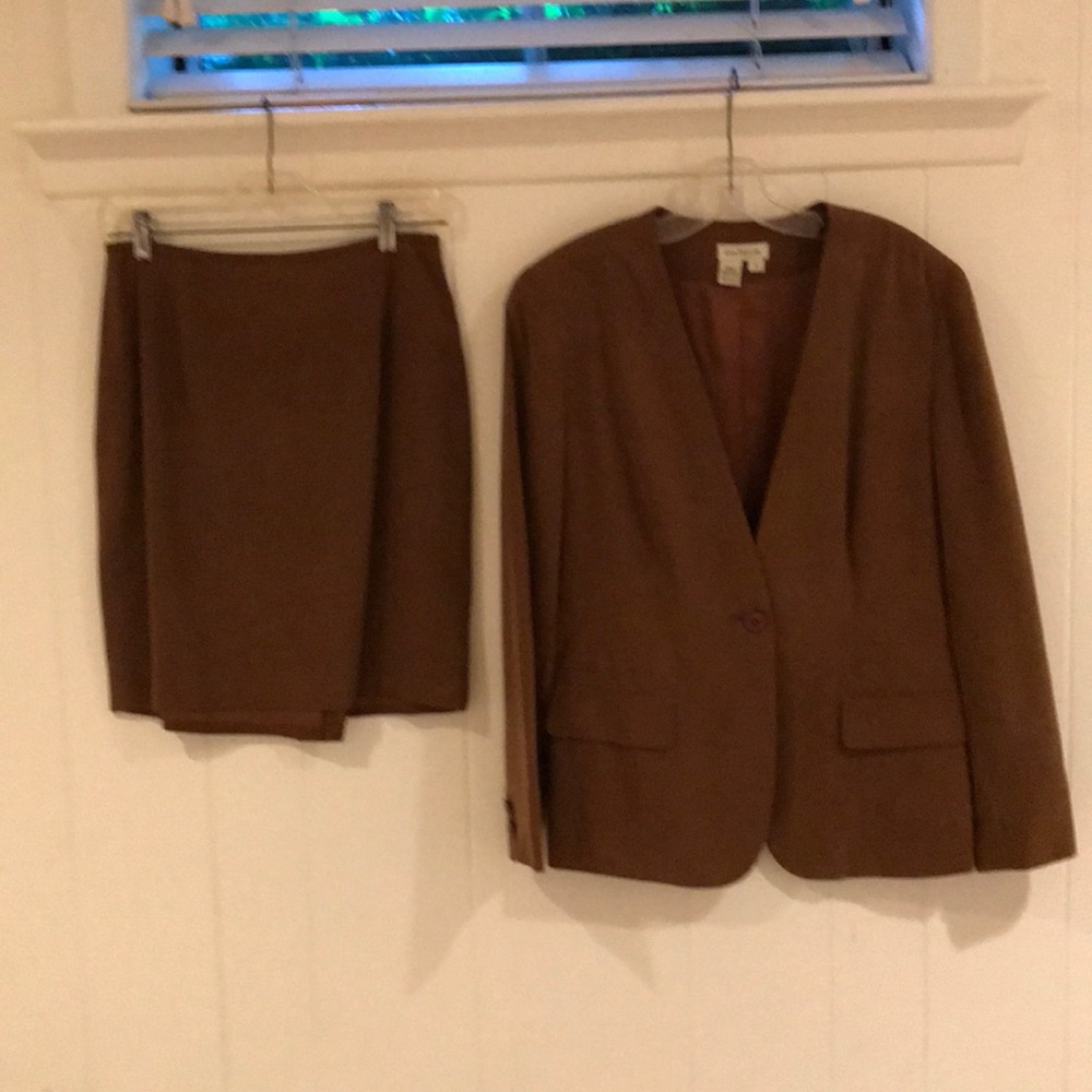 100% Silk Skirt Suit